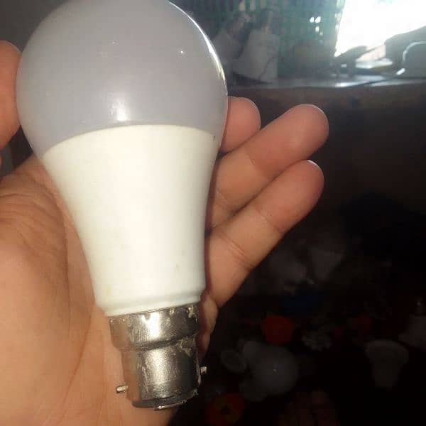 led bulb and smd 2