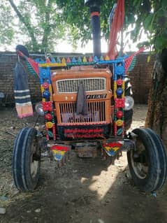 Fiat tractor 2000 model