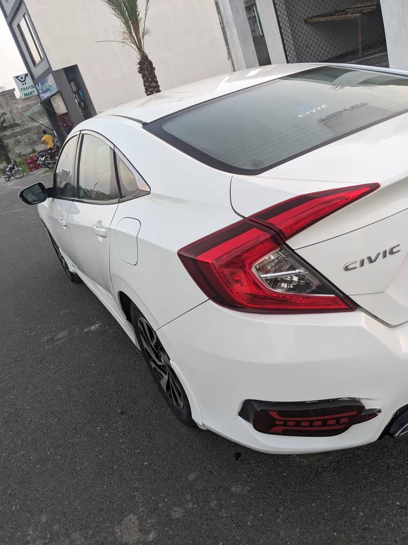 Honda Civic Oriel 2017 1.8 6