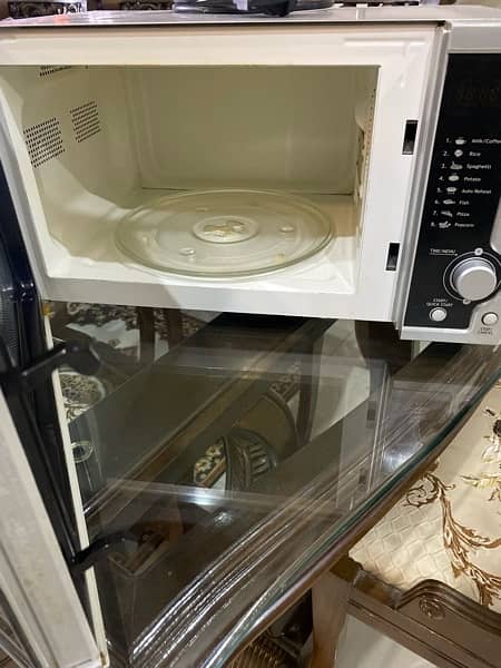 Dawlance microwave 2