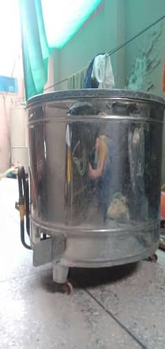 full size tandoor, new condition.