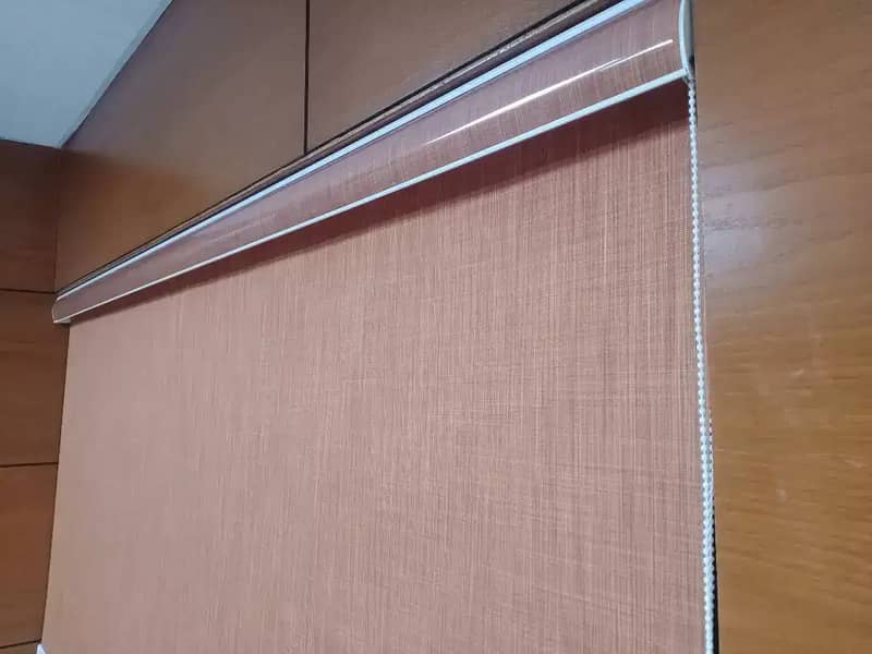 roller blinds window blinds mini heat block save ac cooling in Lahore 8