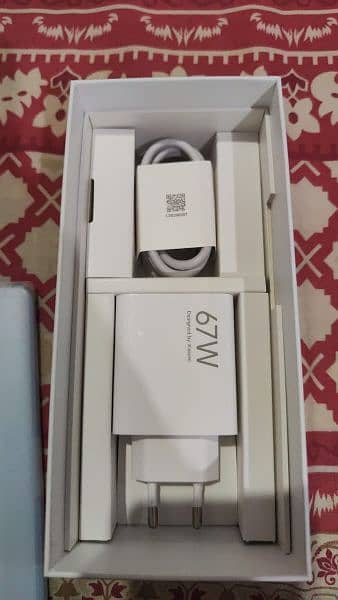 Xiaomi 13 lite Light Blue Colour 10