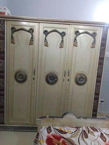 Heavy Noorani Bed King Size Bed With 3 Door Cupboard 5