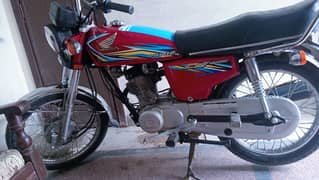 Honda 125 for sele. . saf bacho jasi care. . 2018 madil price 130000