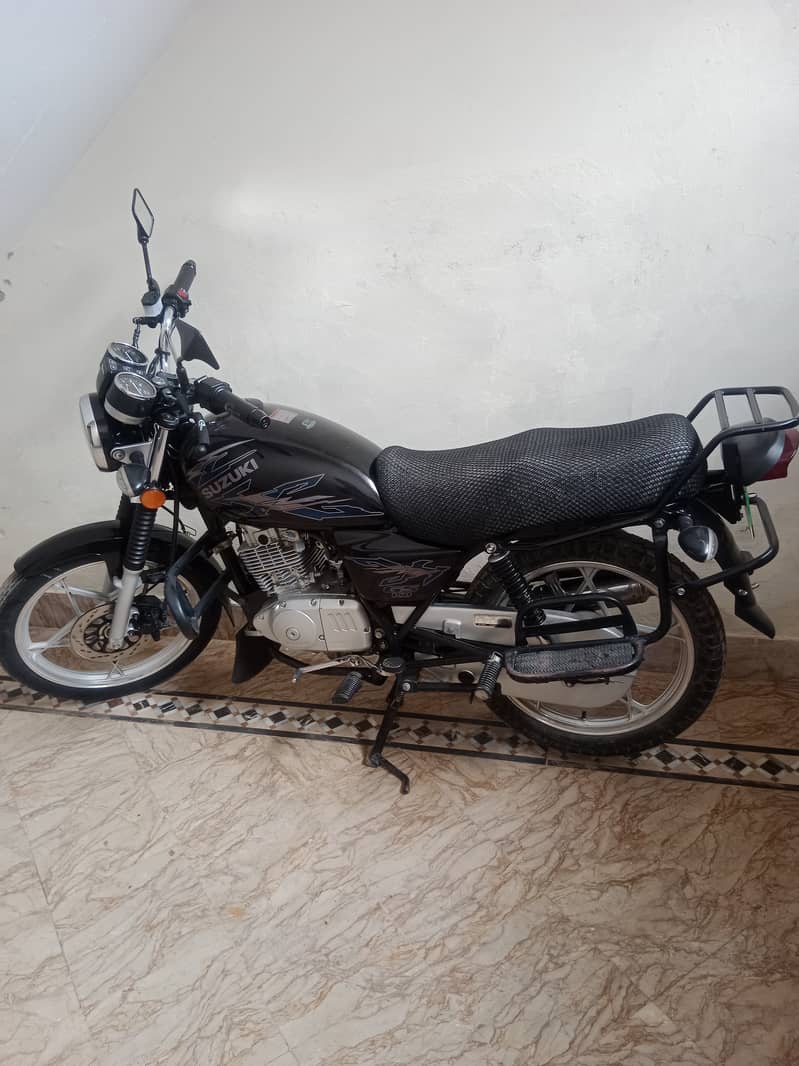 Suzuki 150 SE 1