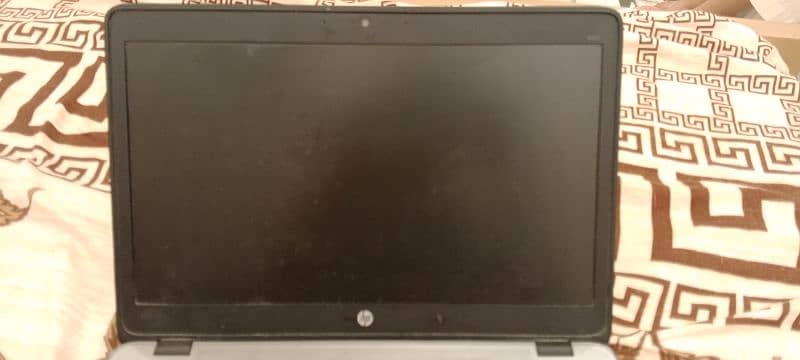 HP elitebook 840G2 . . . . . . like new 4