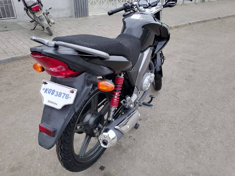 Suzuki gsx 125 9