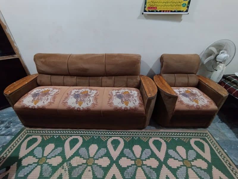 urgent sale new sofa foom garenty 12 years 1