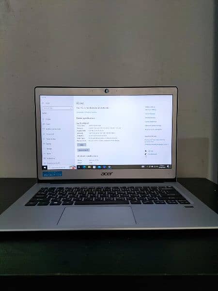 Acer Swift SF 113-31 3