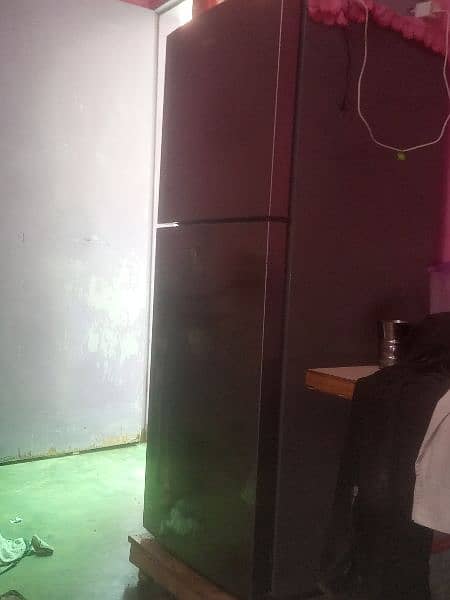 Haier Fridge  Maduim size 0