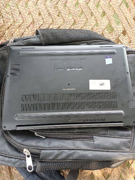 Dell laptop 7280 10/10 5