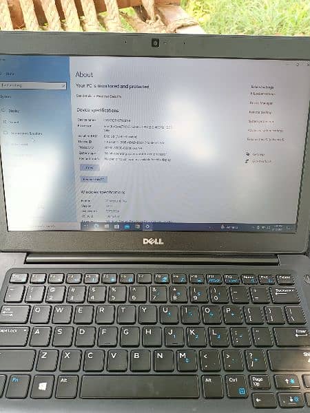 Dell laptop 7280 10/10 6