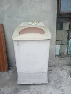 Al-madina washing machine [ 9 kg washing capacity ]. [urgent sale]