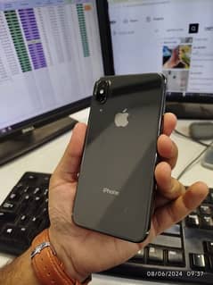 iPhone X Black (PTA Approved) with box For sale!!!!