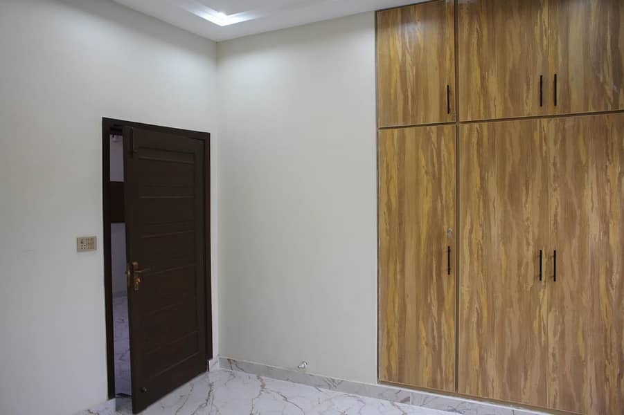 5 Marla Beautifully Newly Constructed House For Rent In Etihad Town At Prime And Hot Location 12