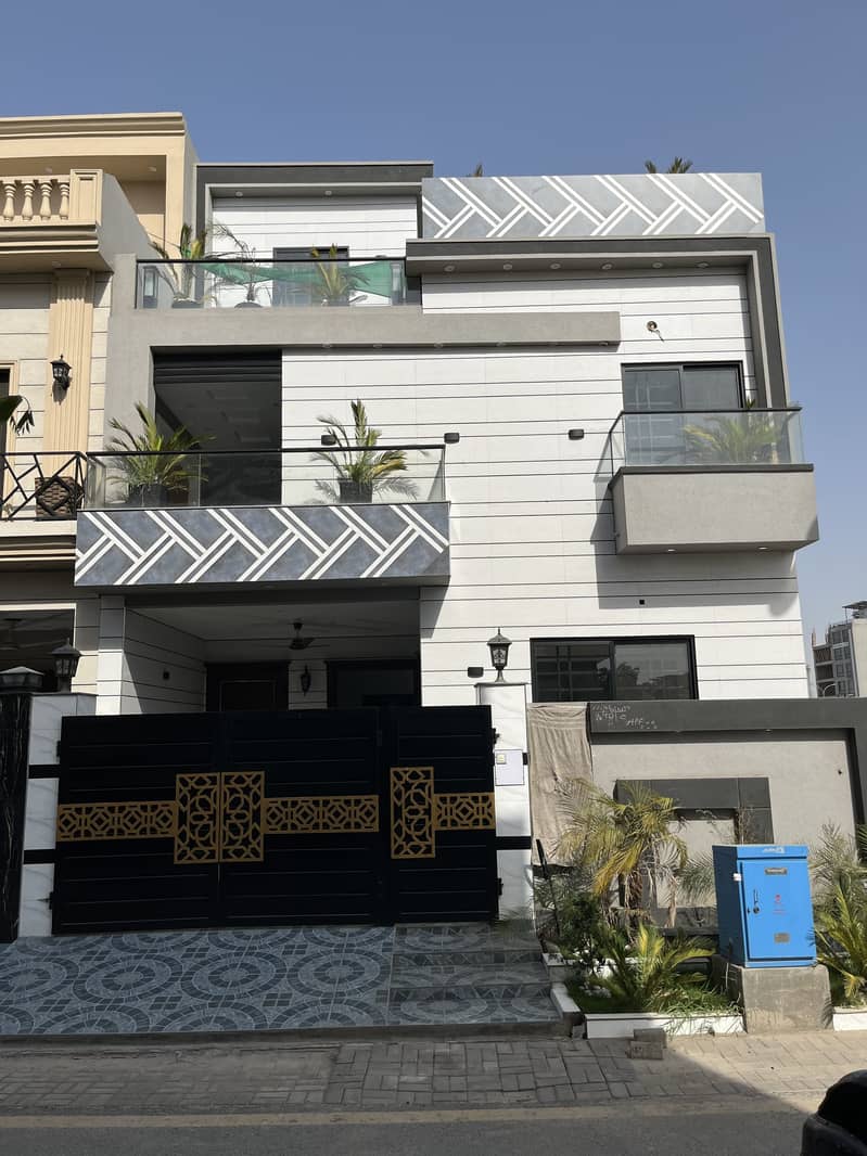 5 Marla Beautiful House For Sale In Etihad Town At Hot & Prime Location 2