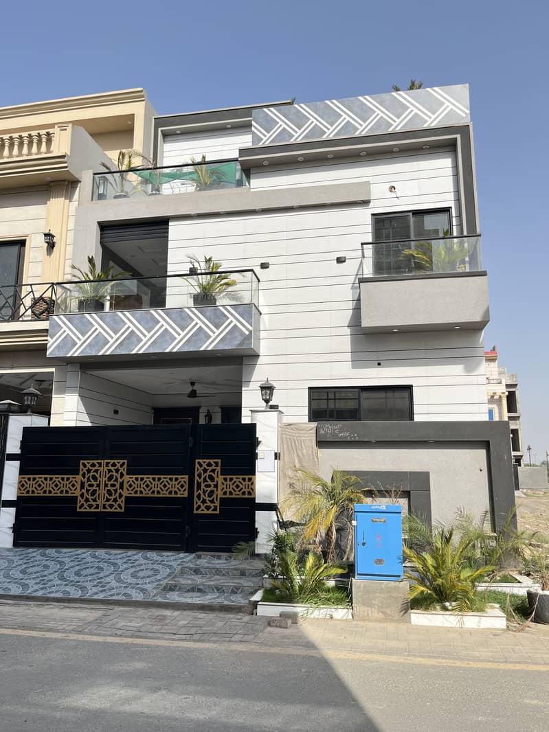 5 Marla Beautiful House For Sale In Etihad Town At Hot & Prime Location 8