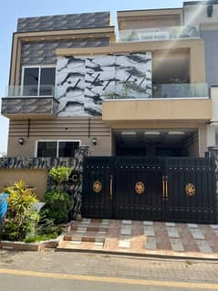 5 Marla, Beautiful Brand New Triple Storey House For Sale At Hot Location In Etihad Town C Block Phase 1 0