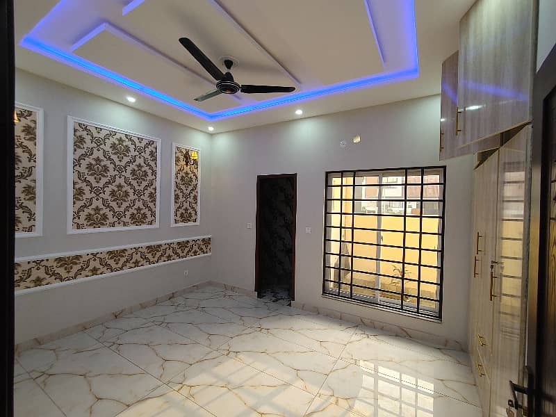 5 Marla, Beautiful Brand New Triple Storey House For Sale At Hot Location In Etihad Town C Block Phase 1 7