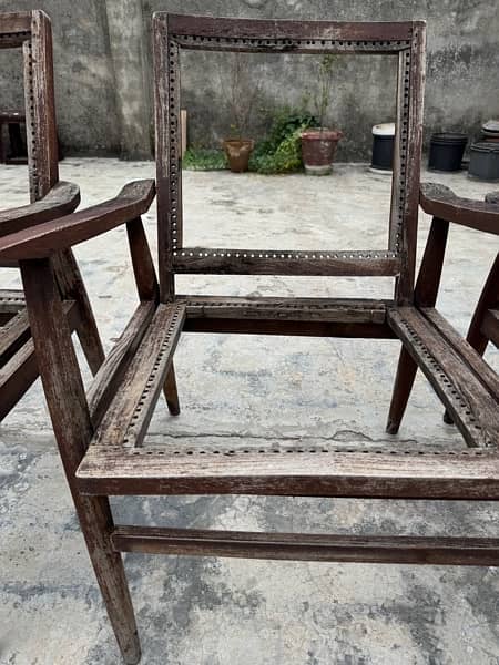 4 Wooden Chairs 9