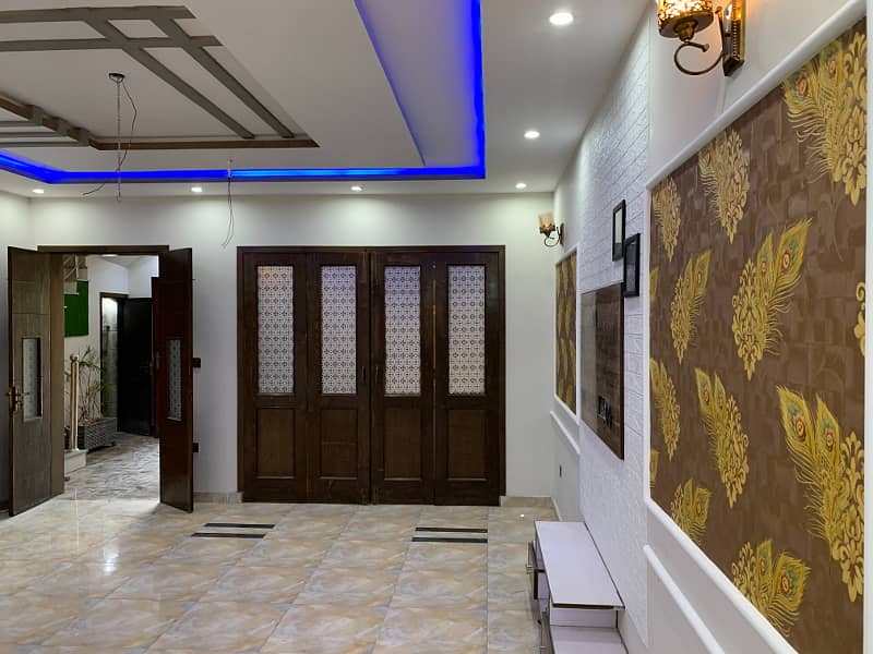 10 MARLA BRAND NEW WITH GAS DOUBLE STOREY HOUSE FOR SALE IN NAWAB TOWN AT PRIME LOCATION 12