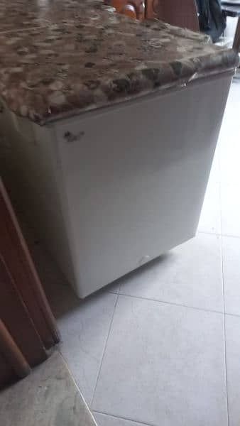 inverter freezer model 385 ltr 6