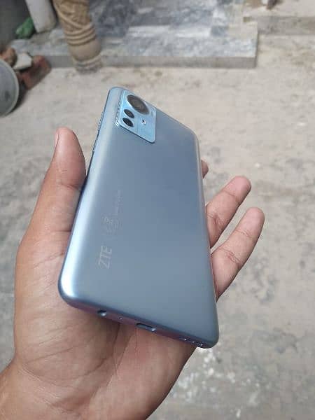 zte blade a72s 1