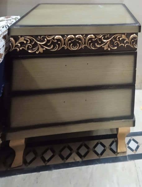 Wooden Bed For Sale 0