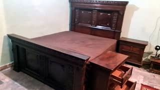 Solid wood bed