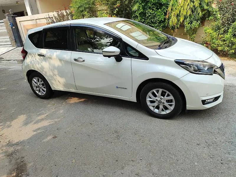 Nissan Note E Power 2019/2022 3