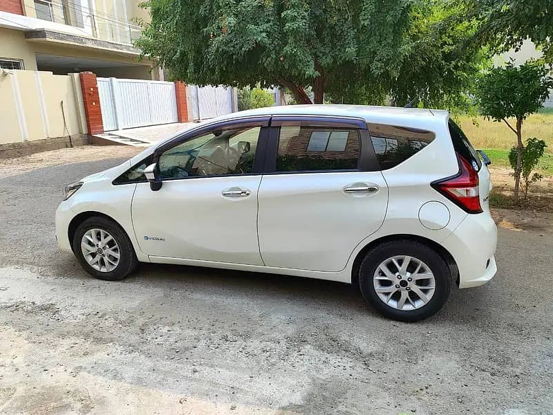 Nissan Note E Power 2019/2022 4