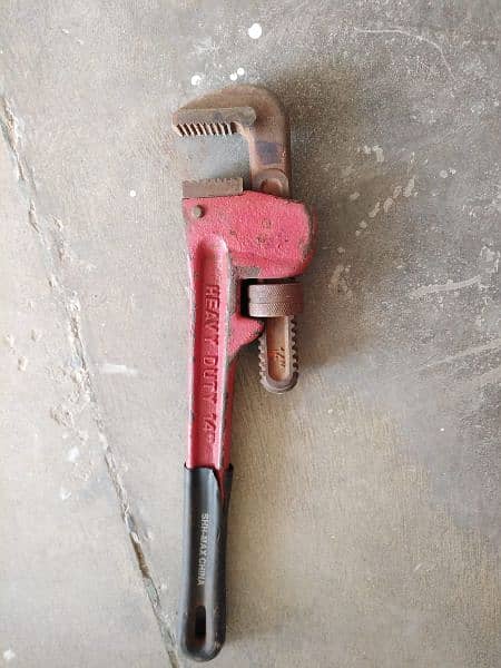 Pipe Wrenchs & Screw wrench 0