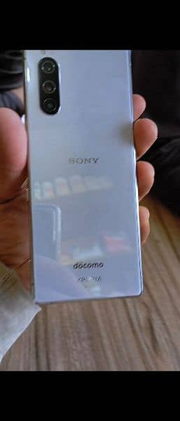 Sony Xperia 5 6