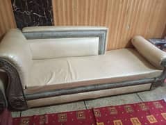 sofa  marriage 0