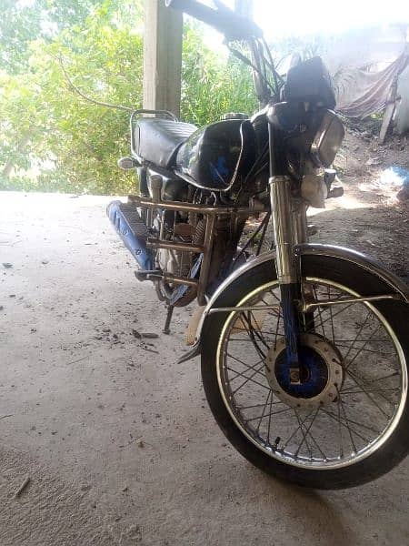 Honda 125 Bike 1