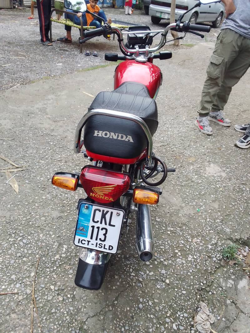 Honda CD 70 2023 10