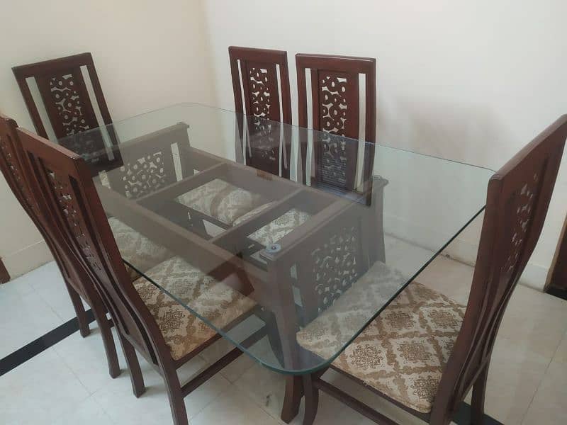 Dining Table with 6 chairs 1