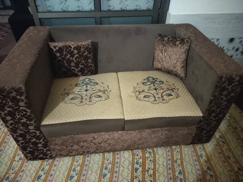 Sofa sets sale with master Foam 1