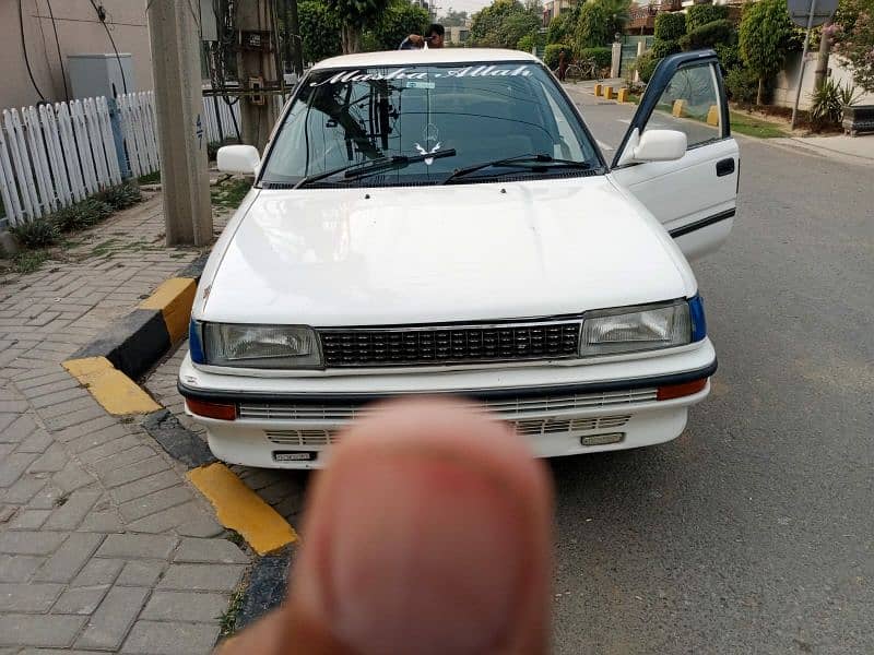 Toyota Corolla XE 1990 12