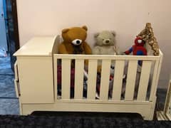 baby bed /cot / crib / big size 0 to 6 years kids 0