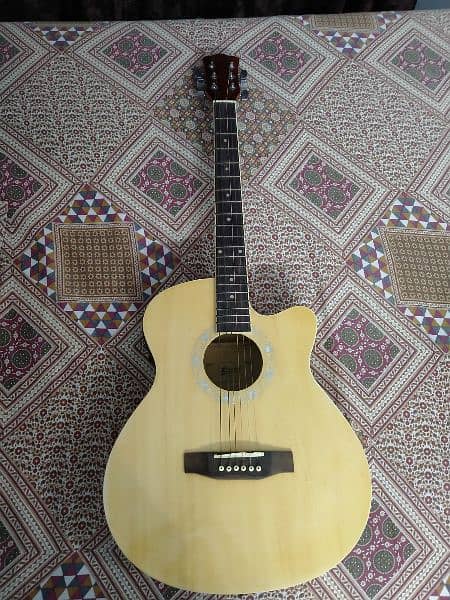 Semi Acoustic Guitar With Digital Tuner Display and Capo 0