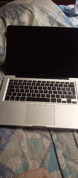 MacBook pro 2012 9