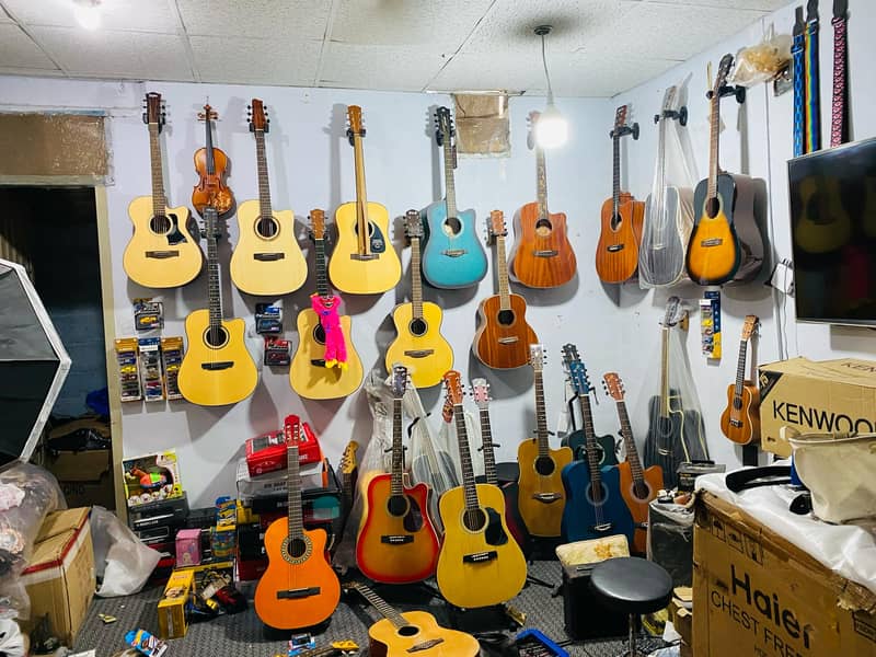 Guitars | Violins | Ukuleles | Cajon & Acessoires Musical Instruments 0