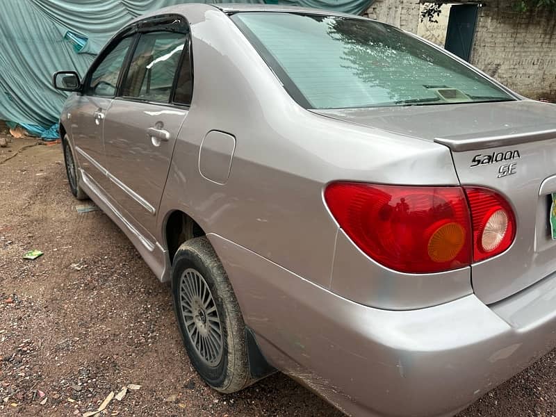 Toyota Corolla Se saloon 4