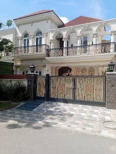 5 or 10 Marla Furnished or Non Furnished House Available For Rent.