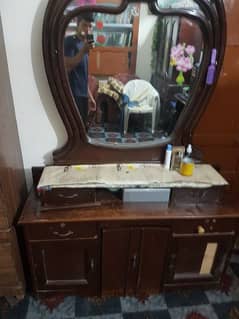 dressing table