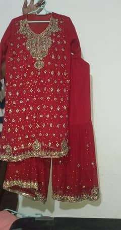 only 1 or 2 times used shafon dreses in reaslnable price