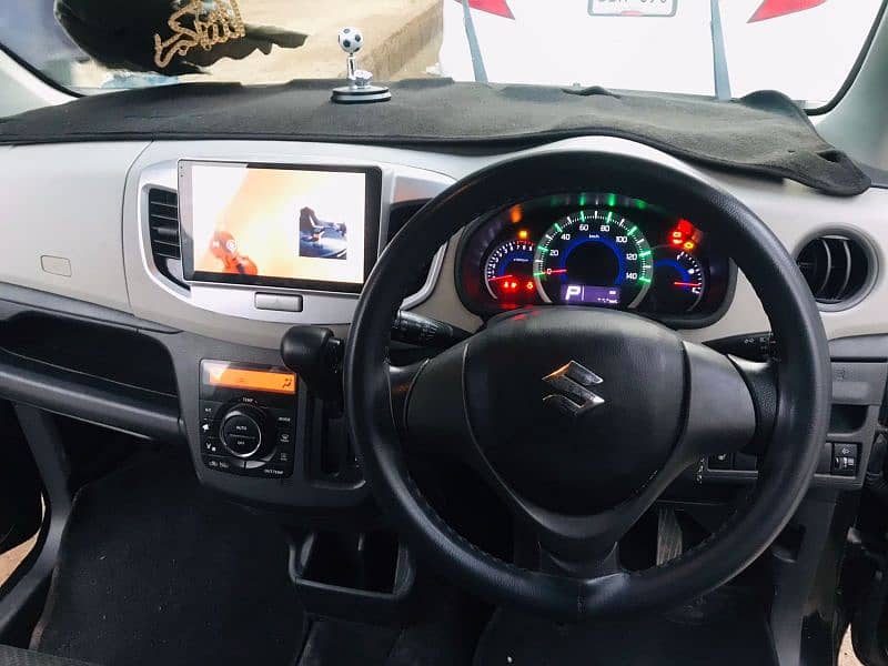 Suzuki Wagon R 2018 3