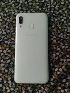 Samsung A30